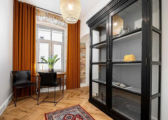 Luxury Living In The Heart Of In 3